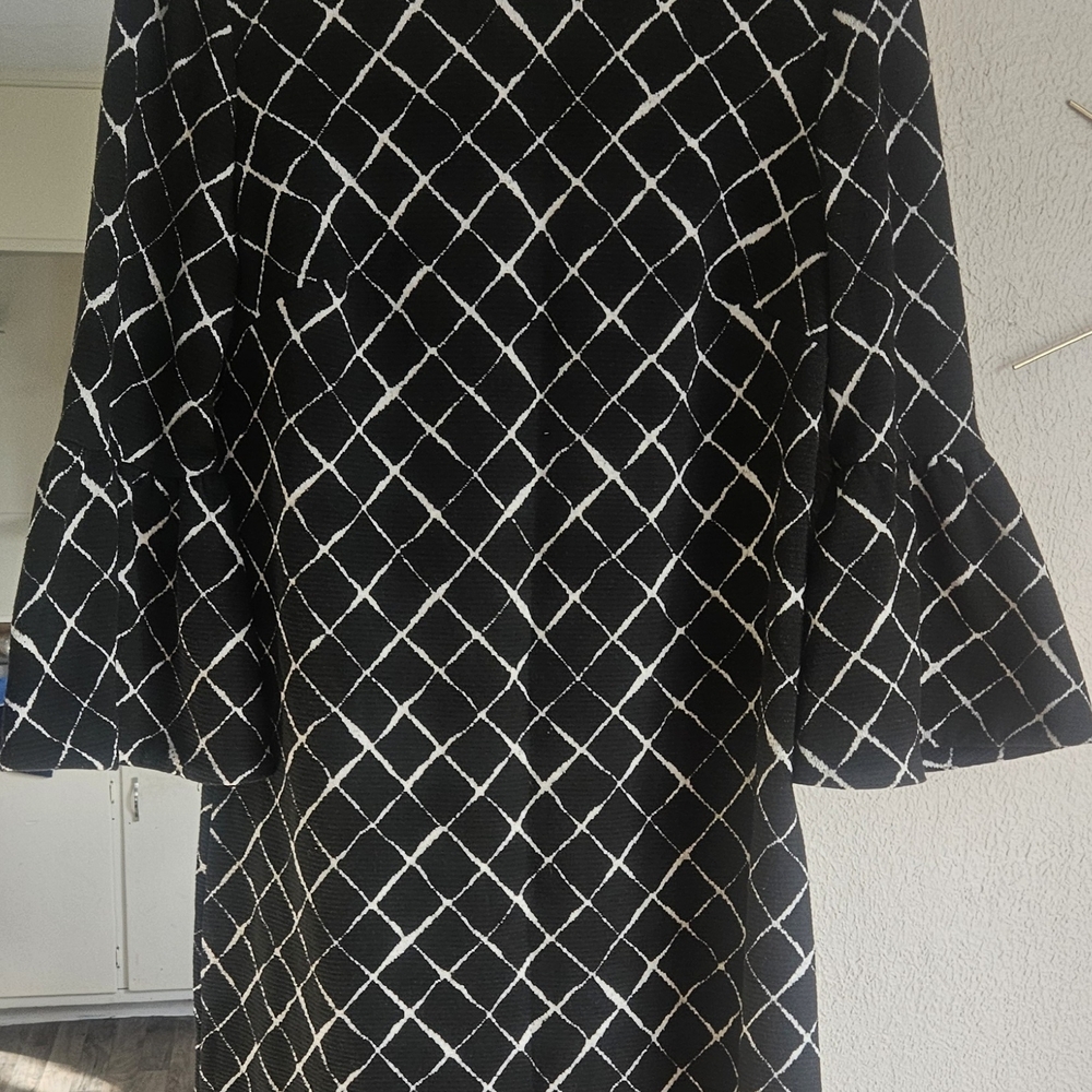 Calvin Klein Black and White Checkered Long Sleeve Dress